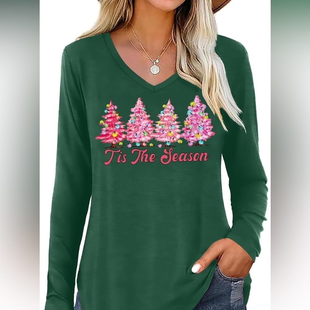 🍀NIP!NWT!🎄Christmas Tree L/S Graphic “Tis the Season” V-neck Tee 🎄 Size XL🍀